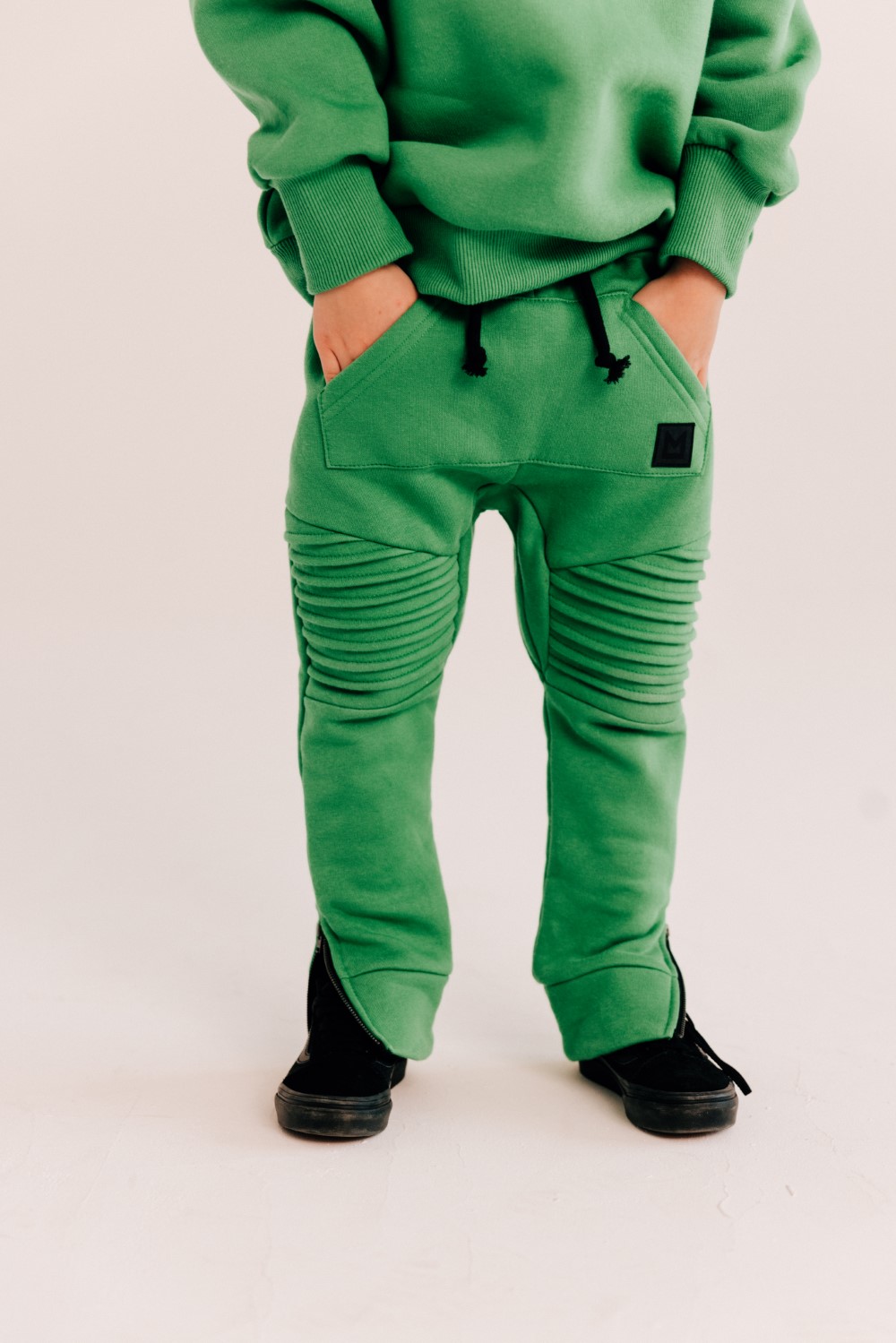 Green Classics Shape Pants