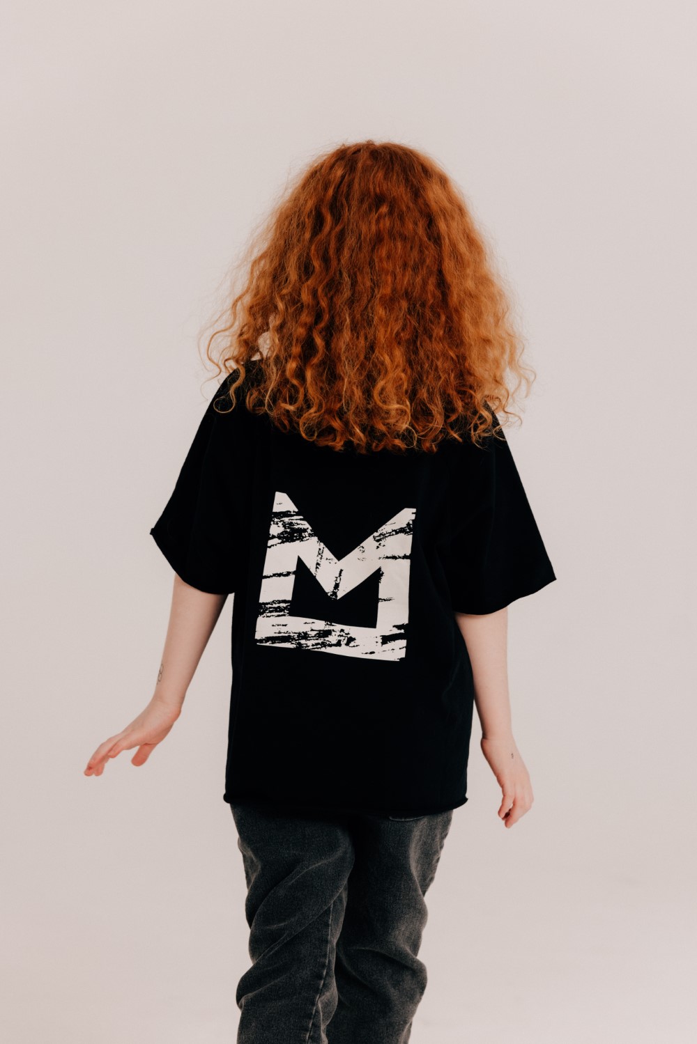 M Black T-shirt